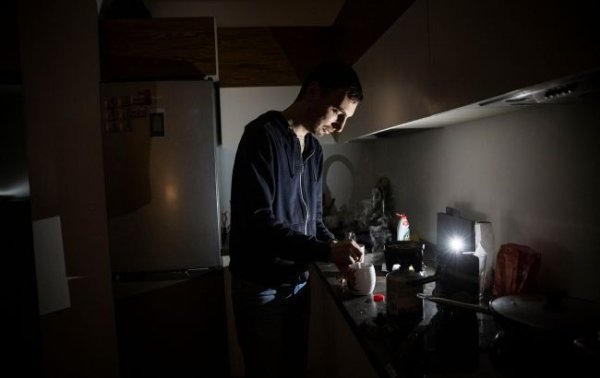 Отключения света будут во всех областях: “Укрэнерго” показало графики на 21 января