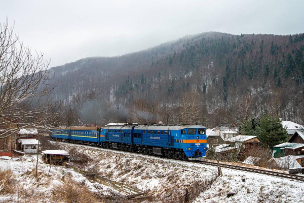 В Україні понад 60 потягів затримуються через негоду: перелік маршрутів