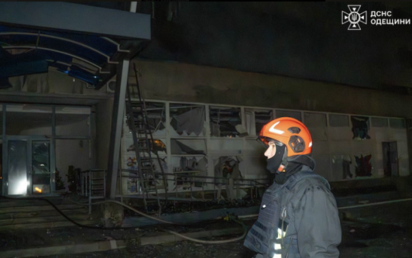 Одесу знову атакували БПЛА, є влучання у монастир та будинок