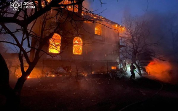 У Києві внаслідок атаки безпілотників є загиблі та постраждалі (оновлено)