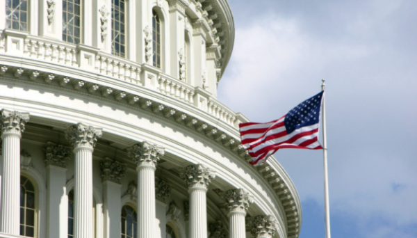 В США демократы выступили за запрет заработка чиновников на криптовалютах