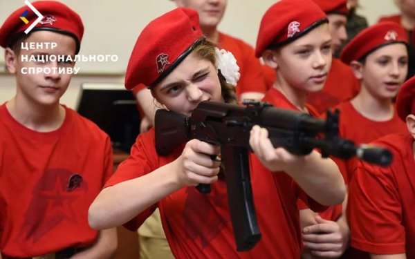 На ТОТ Луганщини понад дві тисячі людей пройшли навчання у російському військовому центрі “Воїн”