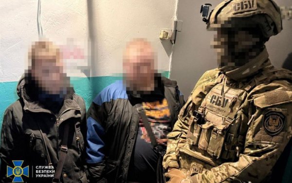 У Херсоні затримали двох чоловіків за підозрою у підготовці теракту проти поліцейських