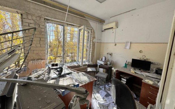 Росіяни пошкодили або зруйнували 817 закладів охорони здоров’я в Україні