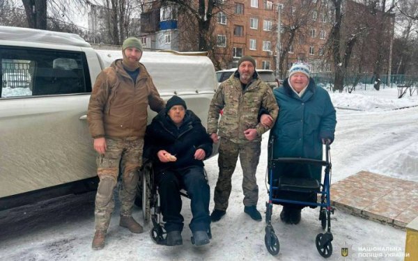 “Білі янголи” евакуювали двох цивільних із Борівської громади Харківщини