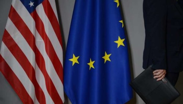 ЄС можуть зупинити торговельну угоду зі США через погрози Трампа щодо Гренландії – Bloomberg