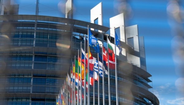 Європарламент підтримав прискорений розгляд надання Україні позики ЄС