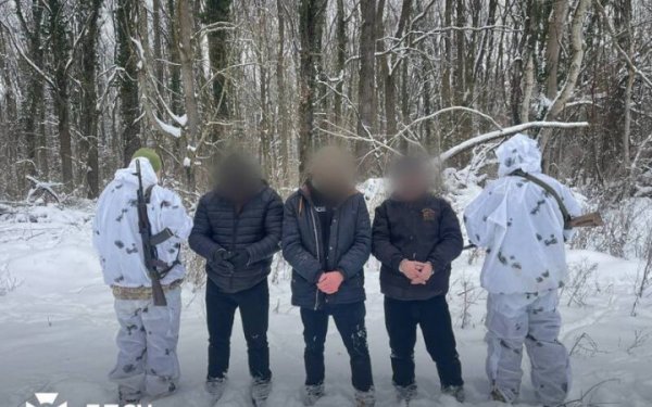 Через Тису до Угорщини на човні: прикордонники викрили чергову схему для ухилянтів