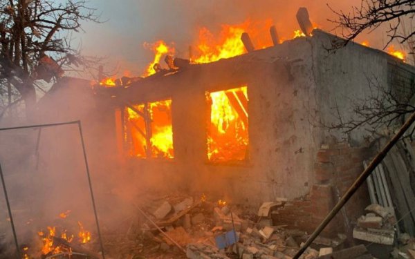 РФ продовжує обстрілювати райони Дніпропетровщини, є жертви і руйнування