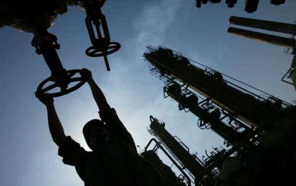 Нефть дорожает второй день подряд: причины