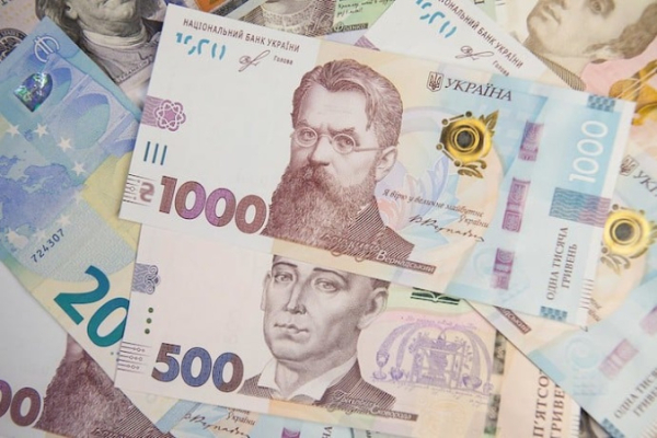 Купюры 2000 и 5000 гривен: эксперт допускает, что такие номиналы могут появиться