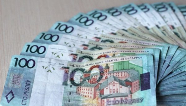 На тлі промислової кризи у Білорусі зростають бюджетні видатки – розвідка