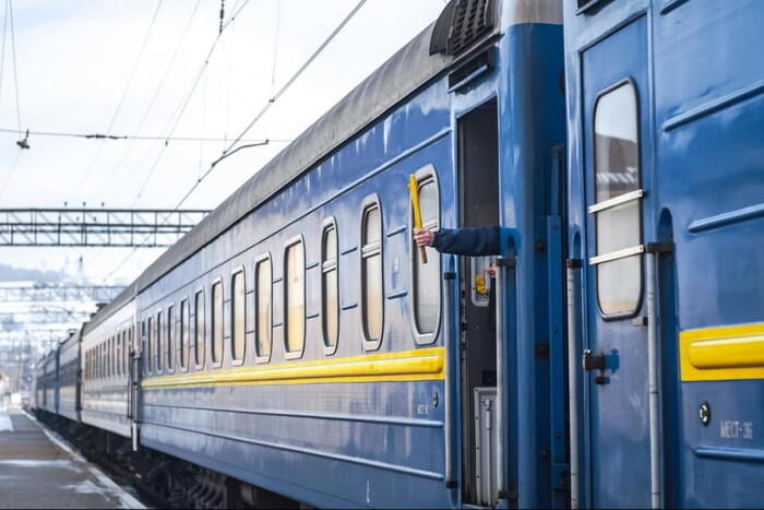 Укрзалізниця обмежила рух поїздів до Запоріжжя: перелік рейсів і що зміниться
