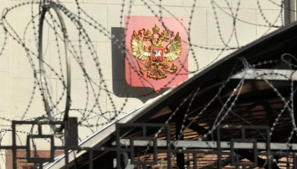 Російська економіка руйнується зсередини – у розвідці назвали причини