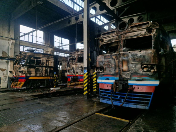 Російський терор на залізниці: ворог атакував станції у двох областях