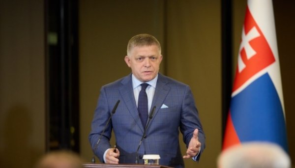 Фіцо погрожує припинити електропостачання в Україну з понеділка
