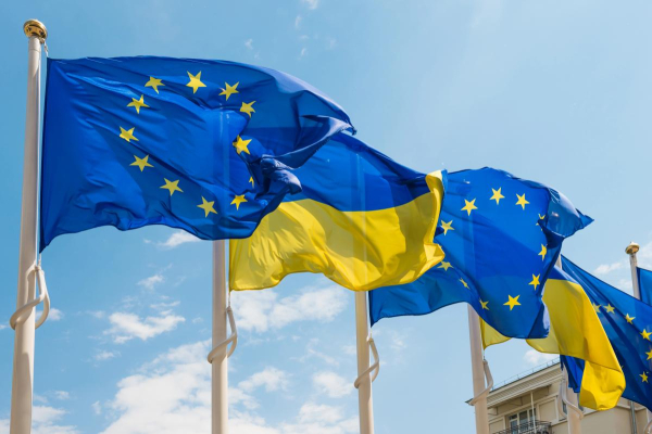 У Єврокомісії розповіли, на що спершу будуть витрачені кошти з кредиту Україні на €90 млрд