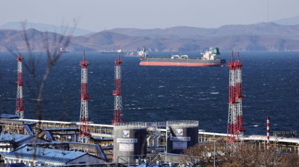 Китай массово скупает российскую нефть со скидками после отказа Индии