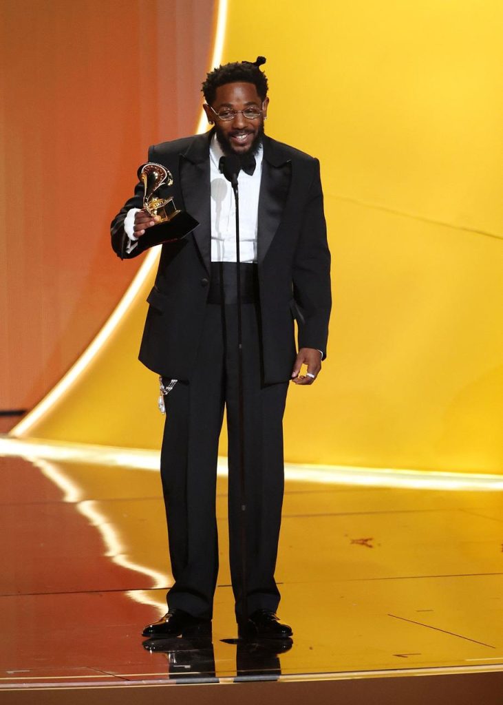Grammy 2026: zwycięzcy, głośne deklaracje i najjaśniejsze stylizacje