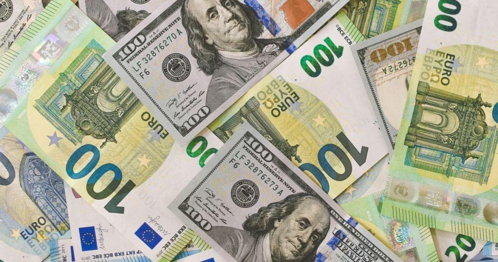 Курс валют на 5 лютого 2026 – скільки коштують долар, євро та злотий Курс валют на 5 лютого 2026 - скільки коштують долар, євро та злотий