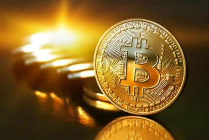 Майкл Беррі попередив про ризик «спіралі смерті» для Bitcoin – падіння ціни, тиск на компанії з BTC та зв’язок із фондовим ринком Чому падає Bitcoin: прогноз після обвалу, ризики кrypto-ETF