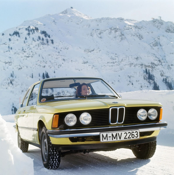 BMW электризует легенду: в Мюнхене представили новую i3 на базе 3 серии (фото)