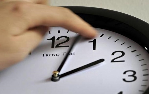 Чи скасувади перехід на літній час 2026 в Україні: точна дата і коли переводити годинник