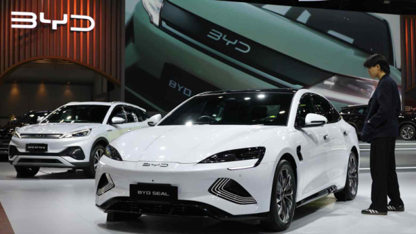 Крупнейший в Китае автпроизводитель BYD потерял 19% прибыли за год
