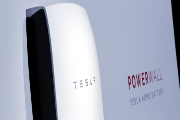 Tesla получила разрешение поставлять электроэнергию в Великобритании