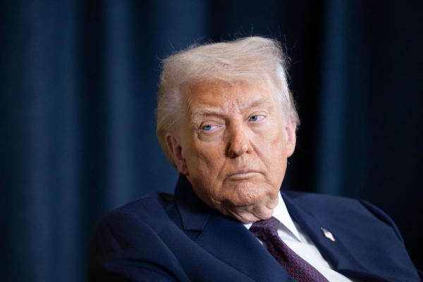Суд зобовʼязав Трампа повернути сотні мільярдів доларів за незаконні мита, - Reuters