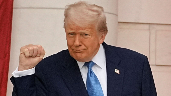 Американские горки: как Трамп вызвал колебания рынка на $3 трлн всего за полчаса