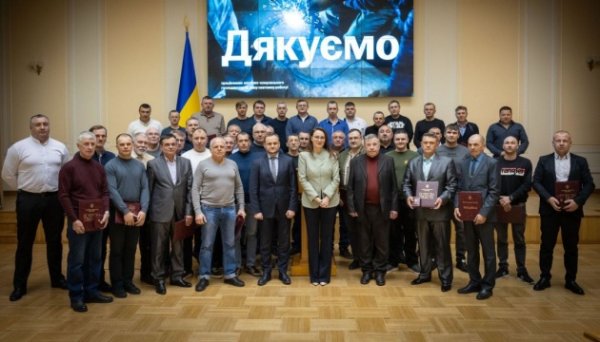 Доплати отримують понад сім тисяч комунальників з ремонтних бригад – Свириденко