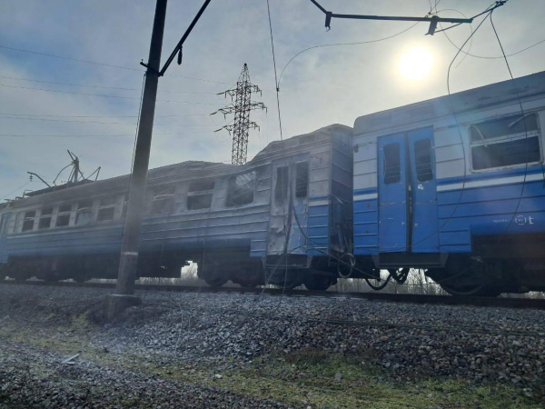 Росія вдарила по пасажирському потягу під час його руху: є загиблий і поранені