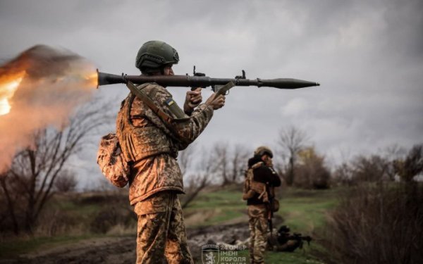 Генштаб: від початку доби на фронті відбулось 113 бойових зіткнень
