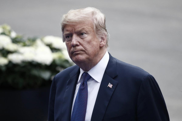 У США затвердили золоту пам'ятну монету з зображенням Трампа (фото)