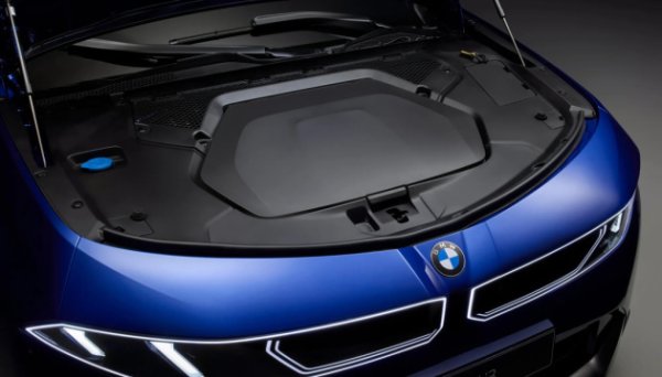BMW презентувала електрокар із запасом ходу до 900 кілометрів