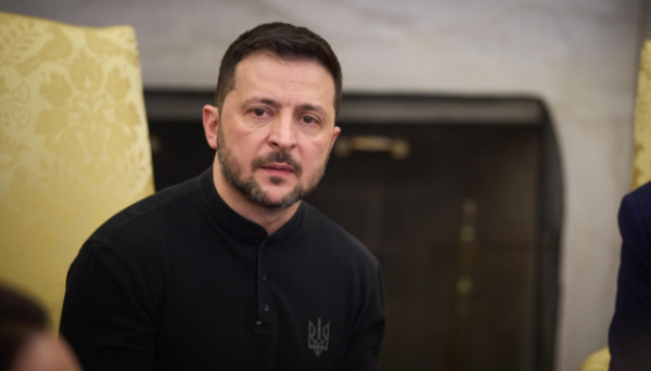 Зеленський пояснив, чому в Україні немає резервів пального