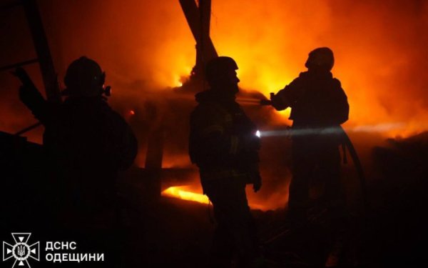 Окупанти атакували Одесу: є влучання