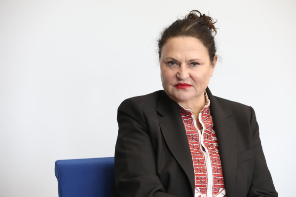 "Україна отримає €90 мільярдів, але це займе більше часу", - посол ЄС в Україні Катаріна Матернова