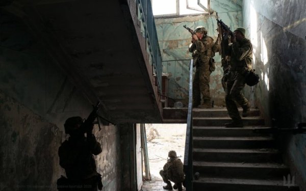 На фронті сьогодні вже пройшло пів сотні боїв