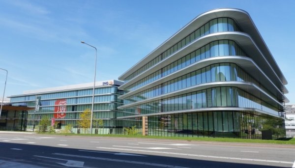 Нідерландський ING Bank не зміг позбутися свого бізнесу в Росії