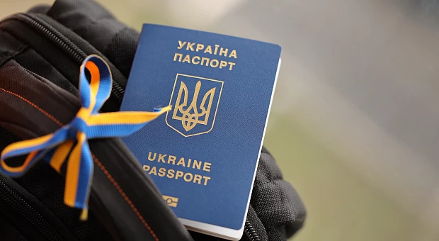 Нові правила перетину кордону України 2026: які закордонні паспорти дітей втратили чинність