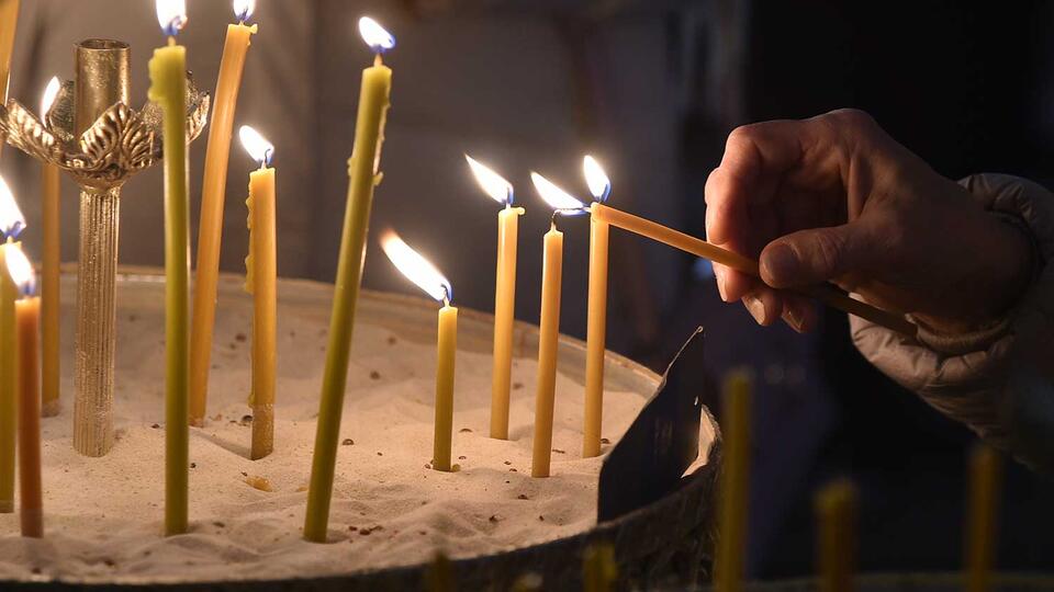 Коли поминати померлих після Великодня в Україні 2026: пояснення ПЦУ. Гробки чи Радониця