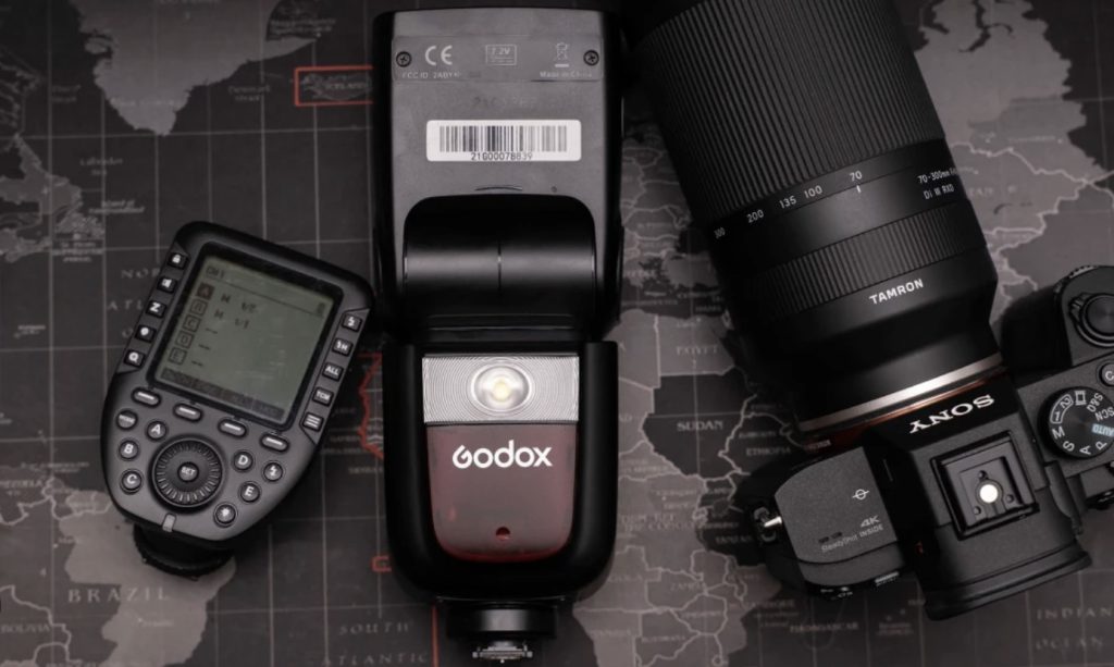Godox V860 III: профессиональная накамерная вспышка с аккумулятором