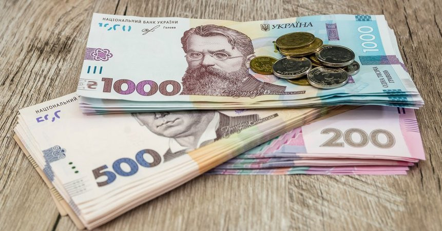 Мінімальна зарплата і прожитковий мінімум з 1 травня 2026 в Україні: актуальні суми
