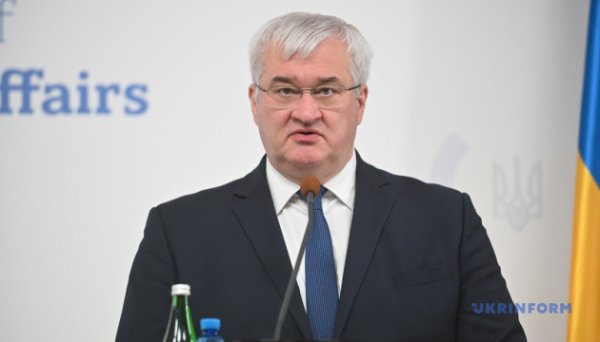 Єгипет дозволив розвантажитися судну з краденим українським зерном попри запит генпрокурора – Сибіга