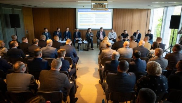 Уряд провів зустріч із головами обласних рад, ключова тема – енергетика та підготовка до зими