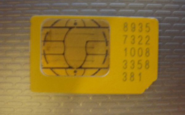 В Україні викрили схему з використанням тисяч SIM-карток для наведення російських дронів