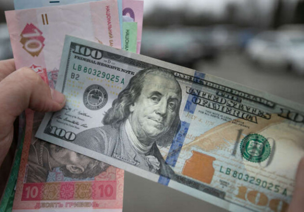 Валютные интервенции НБУ: регулятор продал $783 миллиона