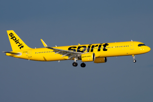 TikTok привлек $132 млн на бумаге: почему «народный» выкуп Spirit Airlines терпит крах из-за долгов, регуляторов и дефицита капитала